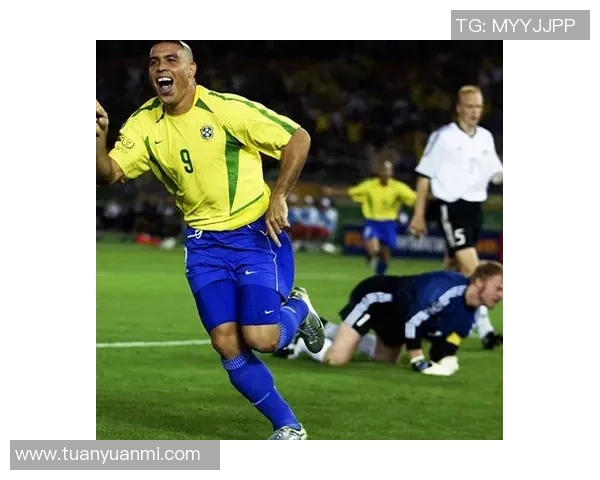 2023年度世界足球球星综合能力与表现深度解析与全面对比 2023年度世界足球球星综合能力与表现深度解析与全面对比